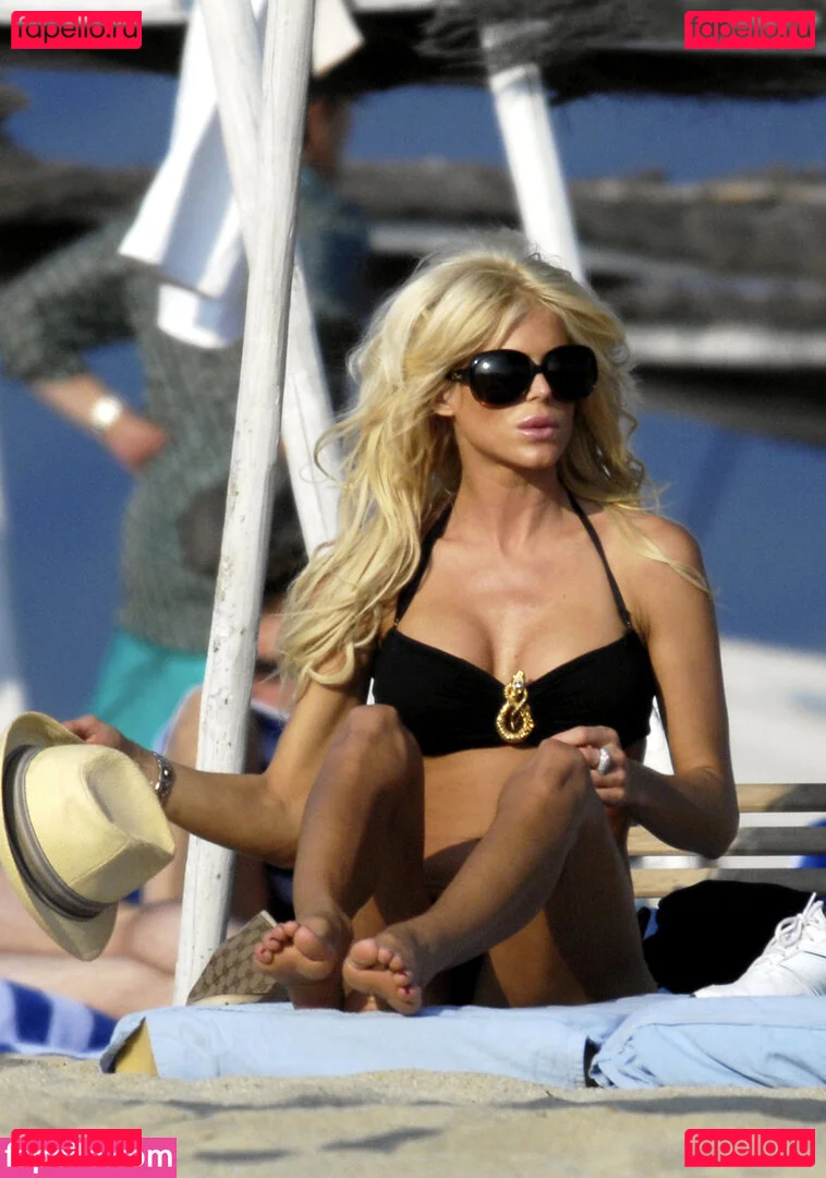 Victoria Silvstedt Onlyfans Photo Gallery 