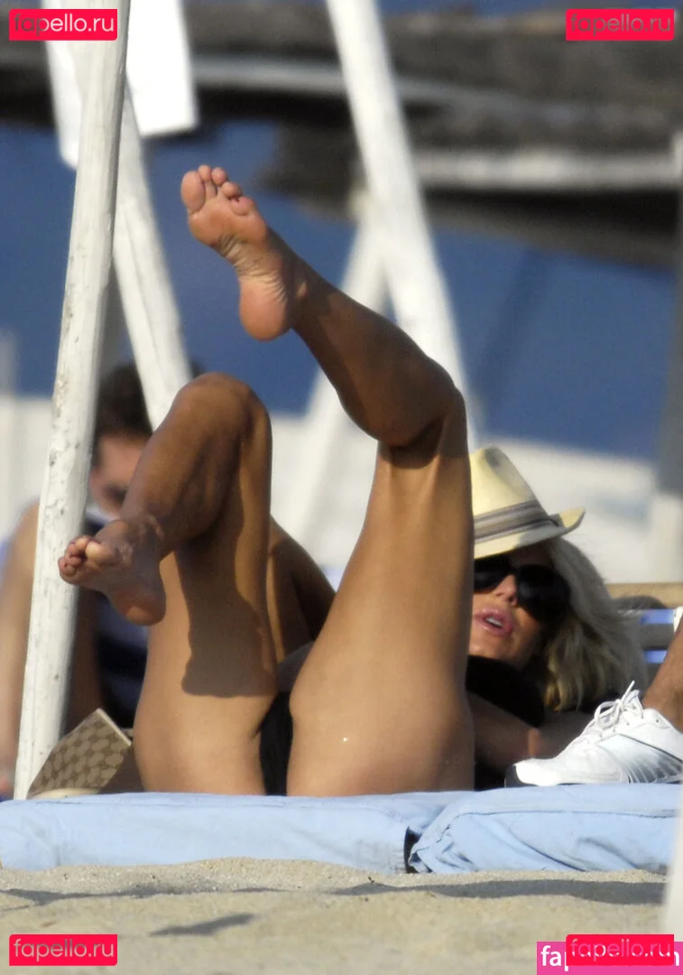 Victoria Silvstedt Onlyfans Photo Gallery 