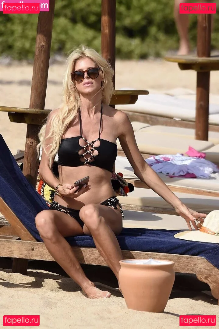 Victoria Silvstedt Onlyfans Photo Gallery 