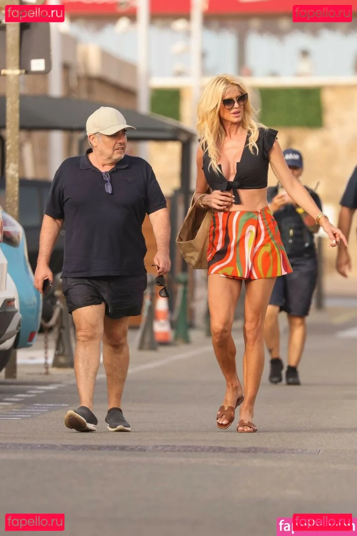 Victoria Silvstedt Onlyfans Photo Gallery 