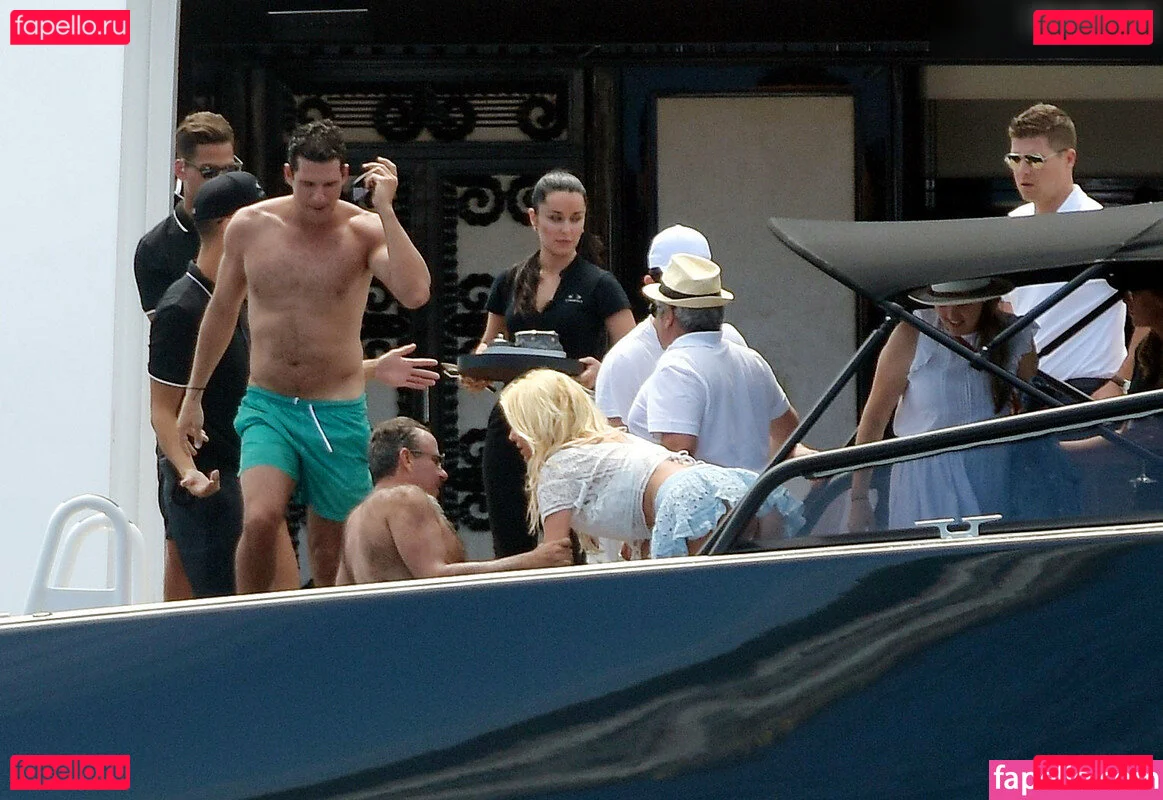 Victoria Silvstedt Onlyfans Photo Gallery 