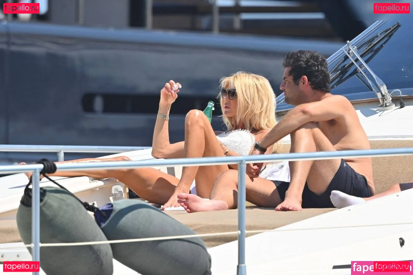 Victoria Silvstedt Onlyfans Photo Gallery 