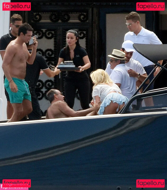 Victoria Silvstedt Onlyfans Photo Gallery 