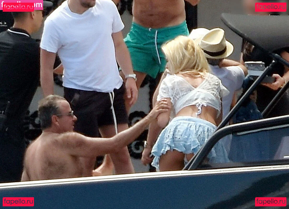 Victoria Silvstedt Onlyfans Photo Gallery 