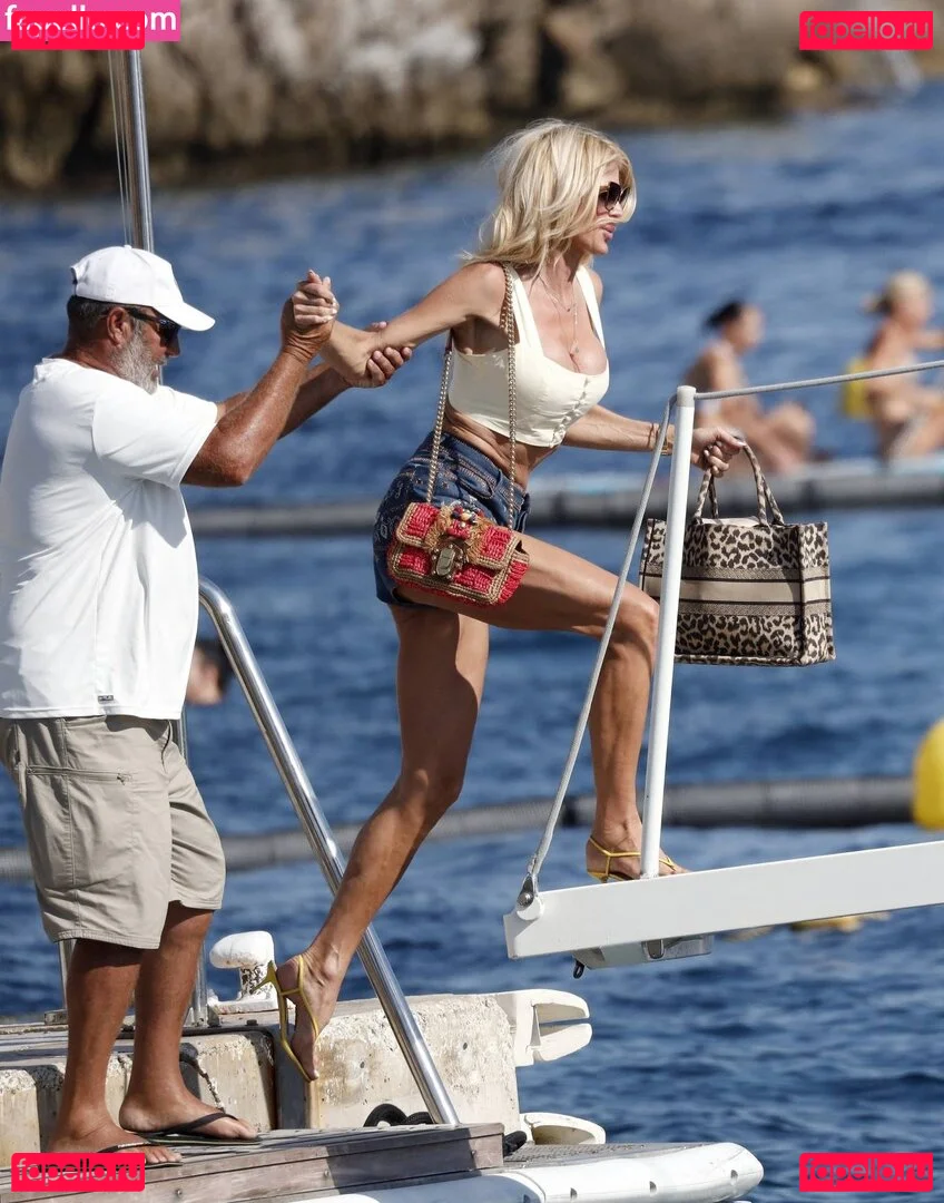 Victoria Silvstedt Onlyfans Photo Gallery 