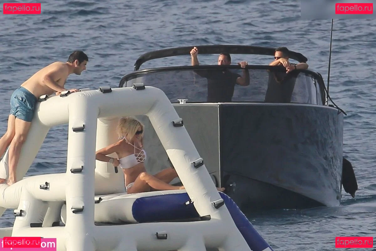 Victoria Silvstedt Onlyfans Photo Gallery 