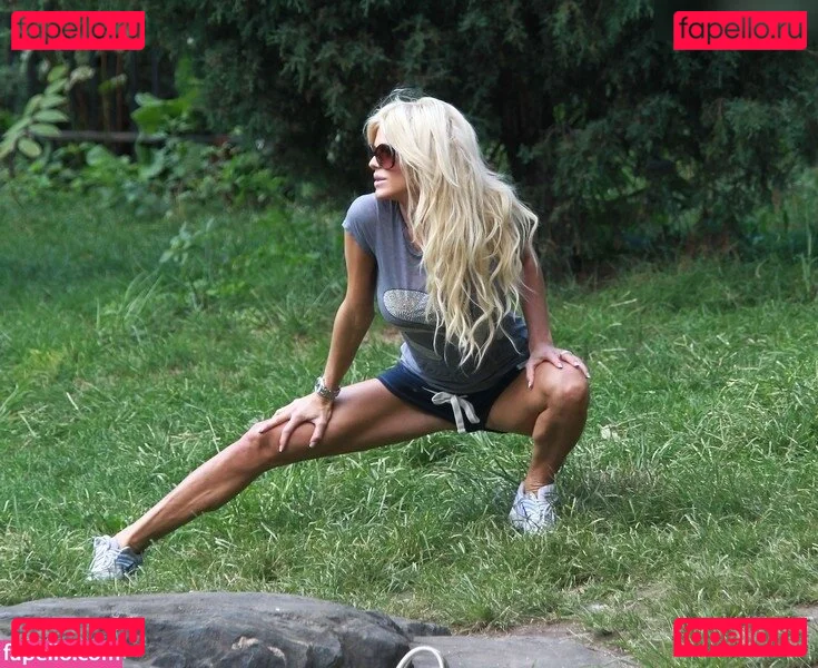 Victoria Silvstedt Onlyfans Photo Gallery 