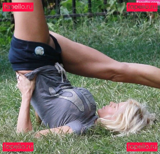 Victoria Silvstedt Onlyfans Photo Gallery 