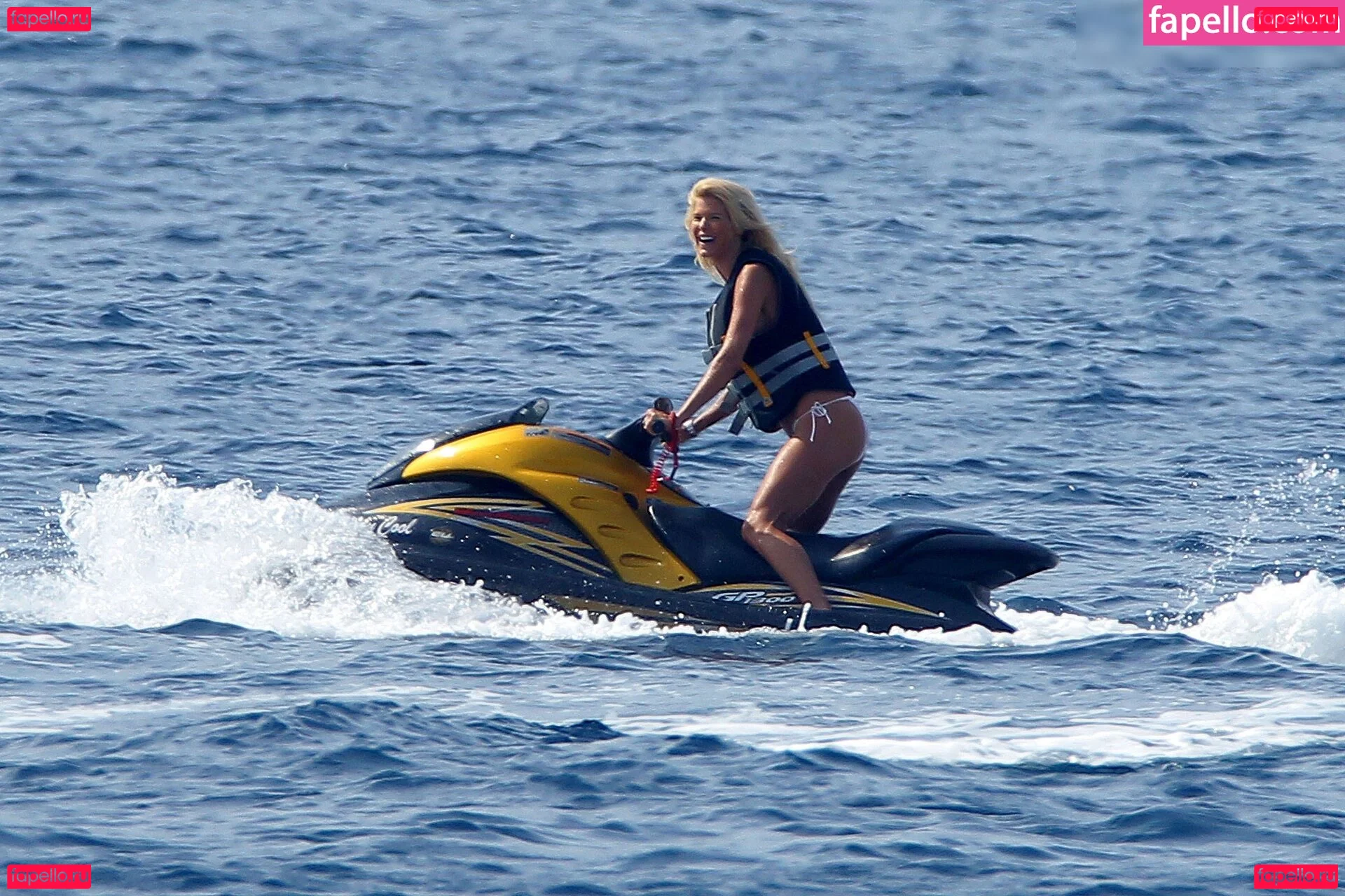 Victoria Silvstedt Onlyfans Photo Gallery 