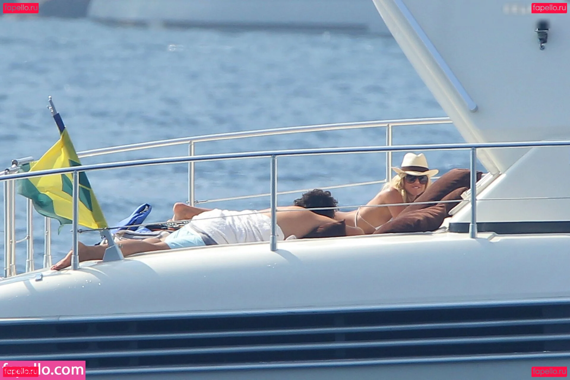 Victoria Silvstedt Onlyfans Photo Gallery 