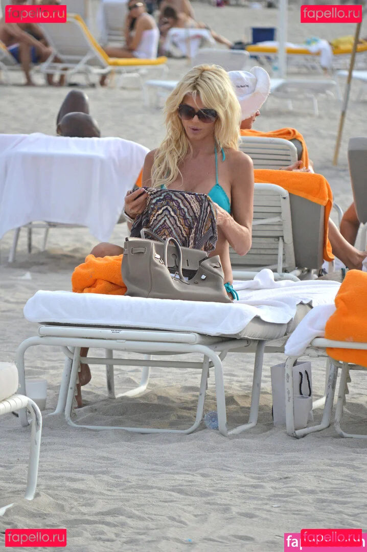 Victoria Silvstedt Onlyfans Photo Gallery 