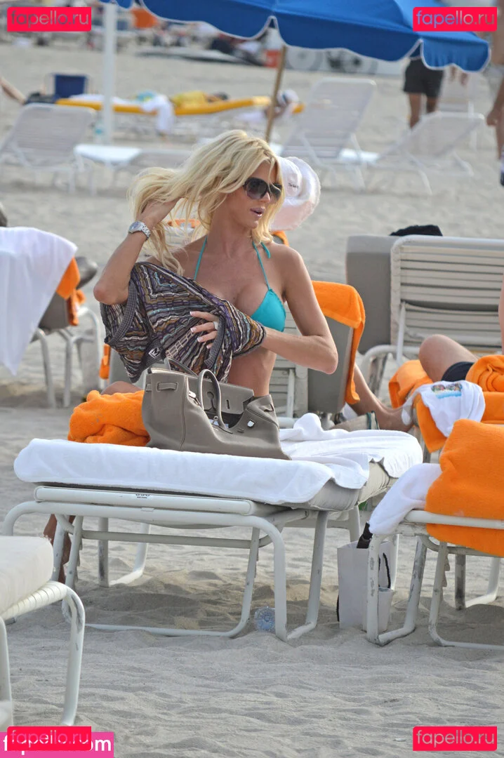 Victoria Silvstedt Onlyfans Photo Gallery 