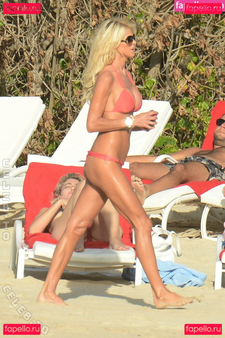 Victoria Silvstedt Onlyfans Photo Gallery 