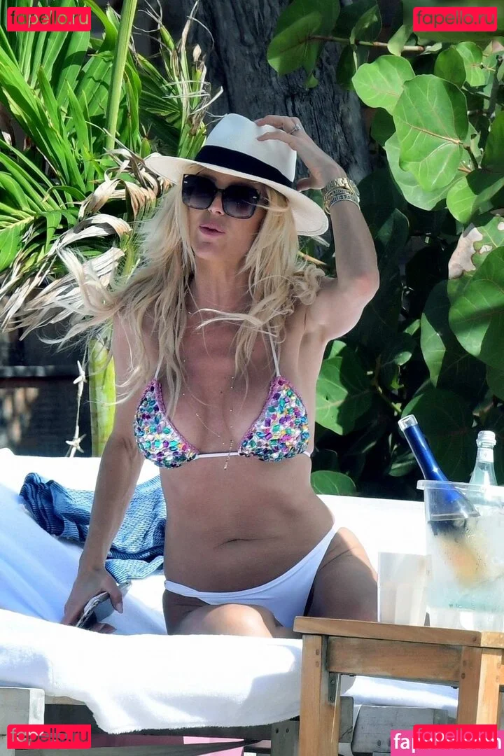 Victoria Silvstedt Onlyfans Photo Gallery 