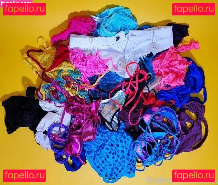 Kissasins Onlyfans Photo Gallery 