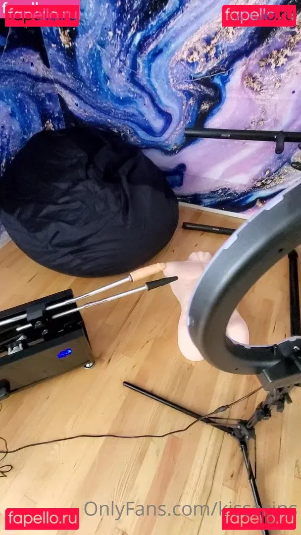 Kissasins Onlyfans Photo Gallery 