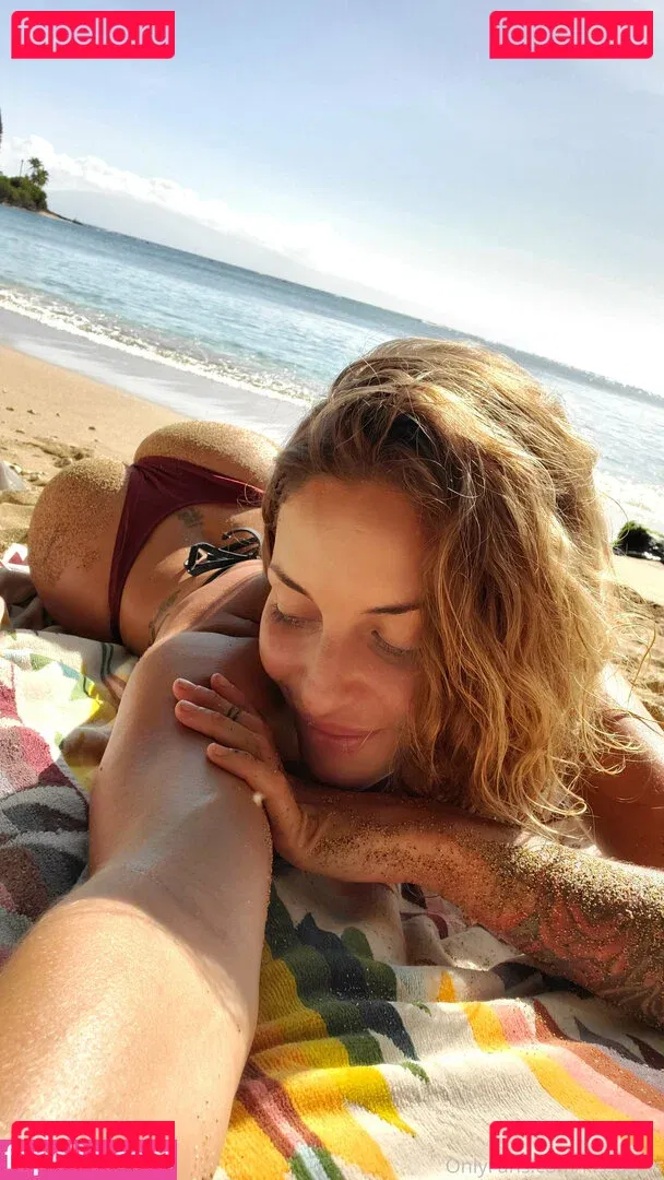 Kissasins Onlyfans Photo Gallery 