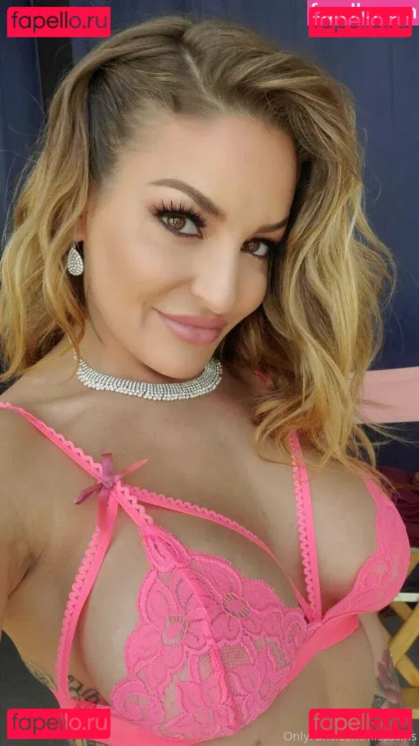 Kissasins Onlyfans Photo Gallery 