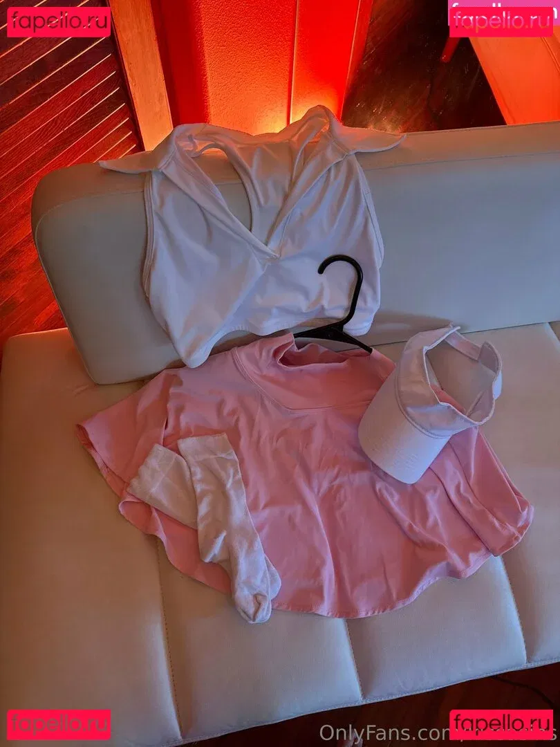 Kissasins Onlyfans Photo Gallery 