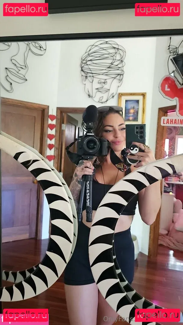 Kissasins Onlyfans Photo Gallery 