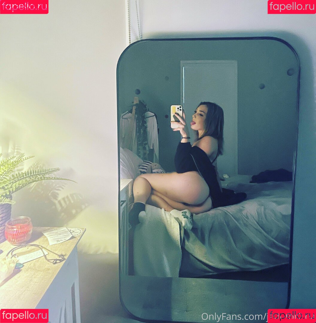 jadesfree Onlyfans Photo Gallery 