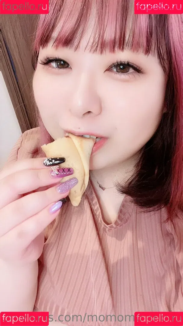 momom0_momochan Onlyfans Photo Gallery 