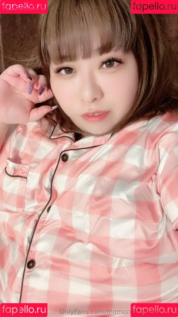 momom0_momochan Onlyfans Photo Gallery 