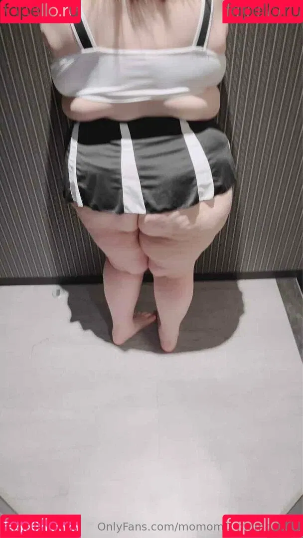 momom0_momochan Onlyfans Photo Gallery 
