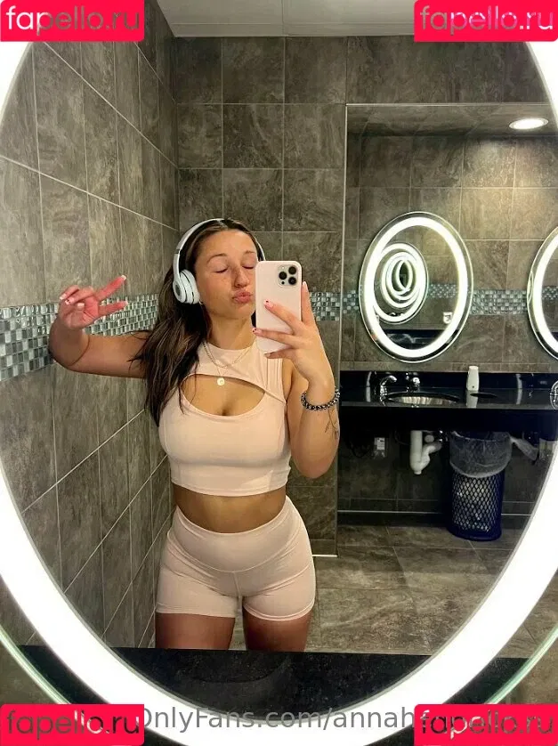 annahendrickss Onlyfans Photo Gallery 