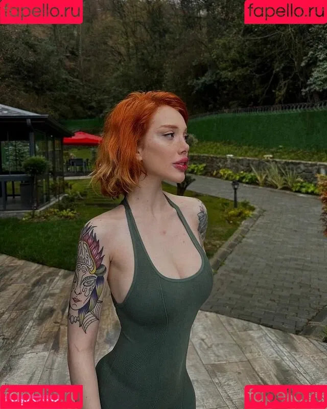 anthealefteria Onlyfans Photo Gallery 