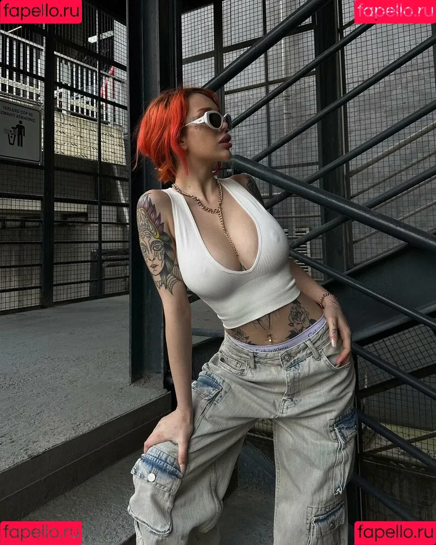 anthealefteria Onlyfans Photo Gallery 