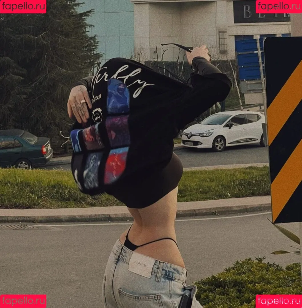 anthealefteria Onlyfans Photo Gallery 