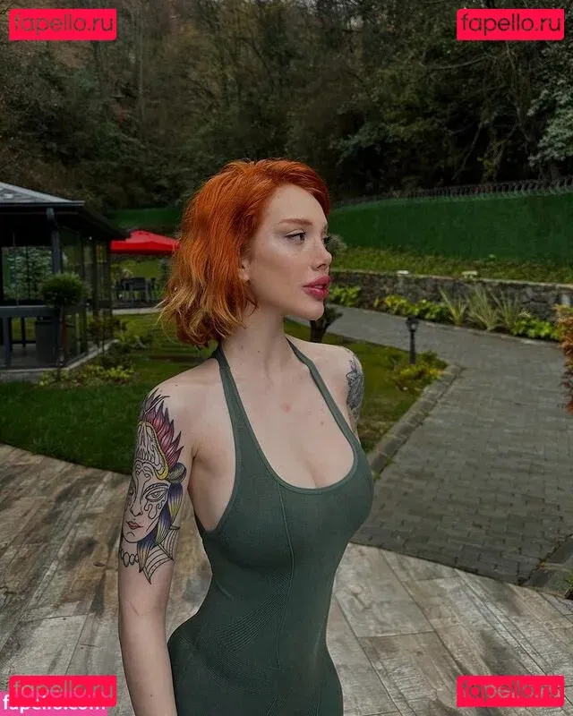 anthealefteria Onlyfans Photo Gallery 