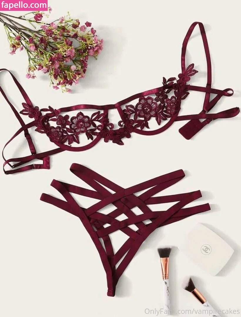 vampirecakes Onlyfans Photo Gallery 