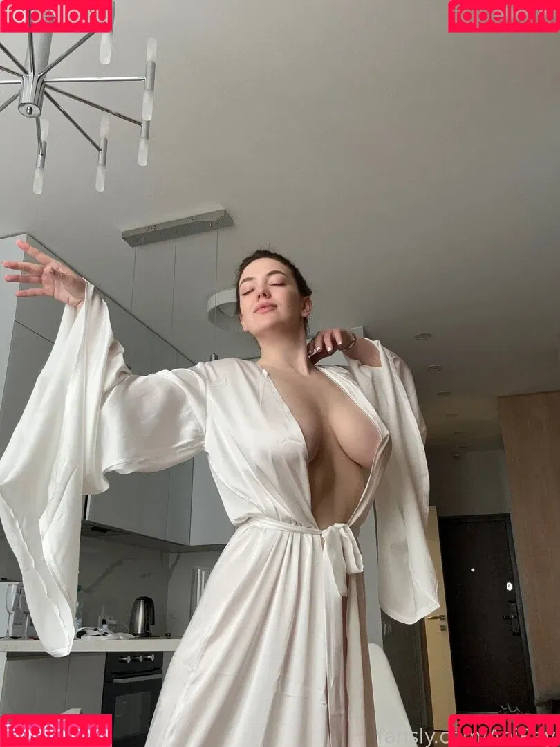 AniRay Onlyfans Photo Gallery 