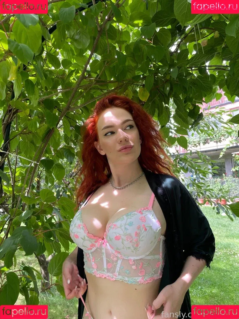 AniRay Onlyfans Photo Gallery 