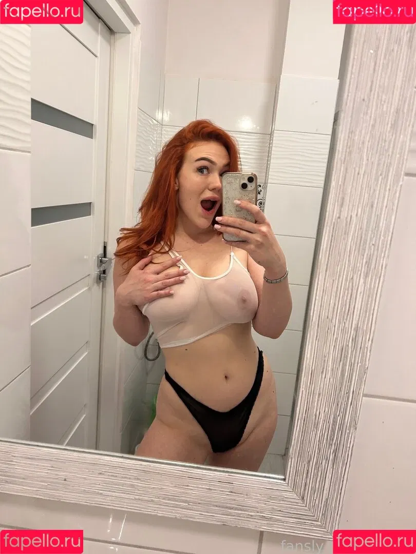 AniRay Onlyfans Photo Gallery 