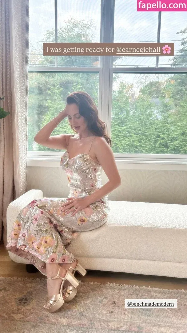 AniRay Onlyfans Photo Gallery 