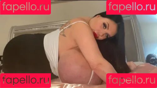 Foxy Menagerie Verre Onlyfans Photo Gallery 