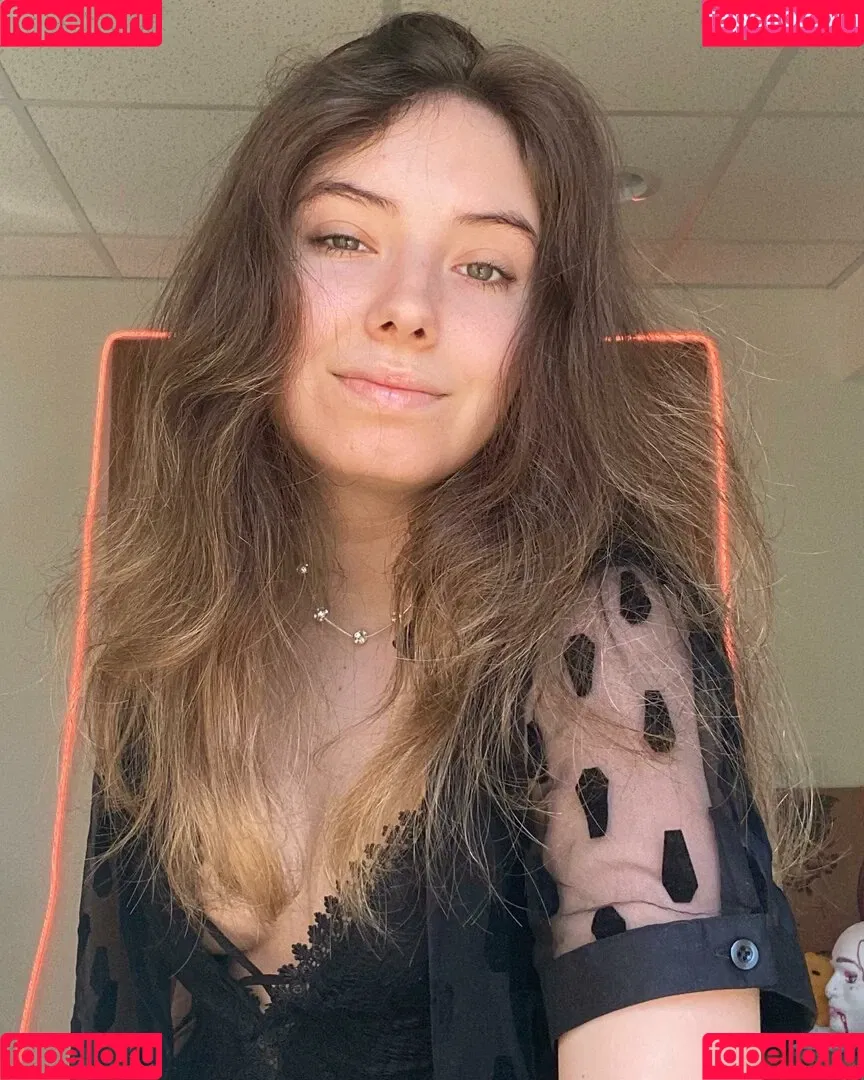 CruelRice Onlyfans Photo Gallery 