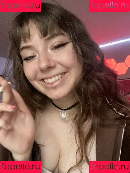 CruelRice Onlyfans Photo Gallery 