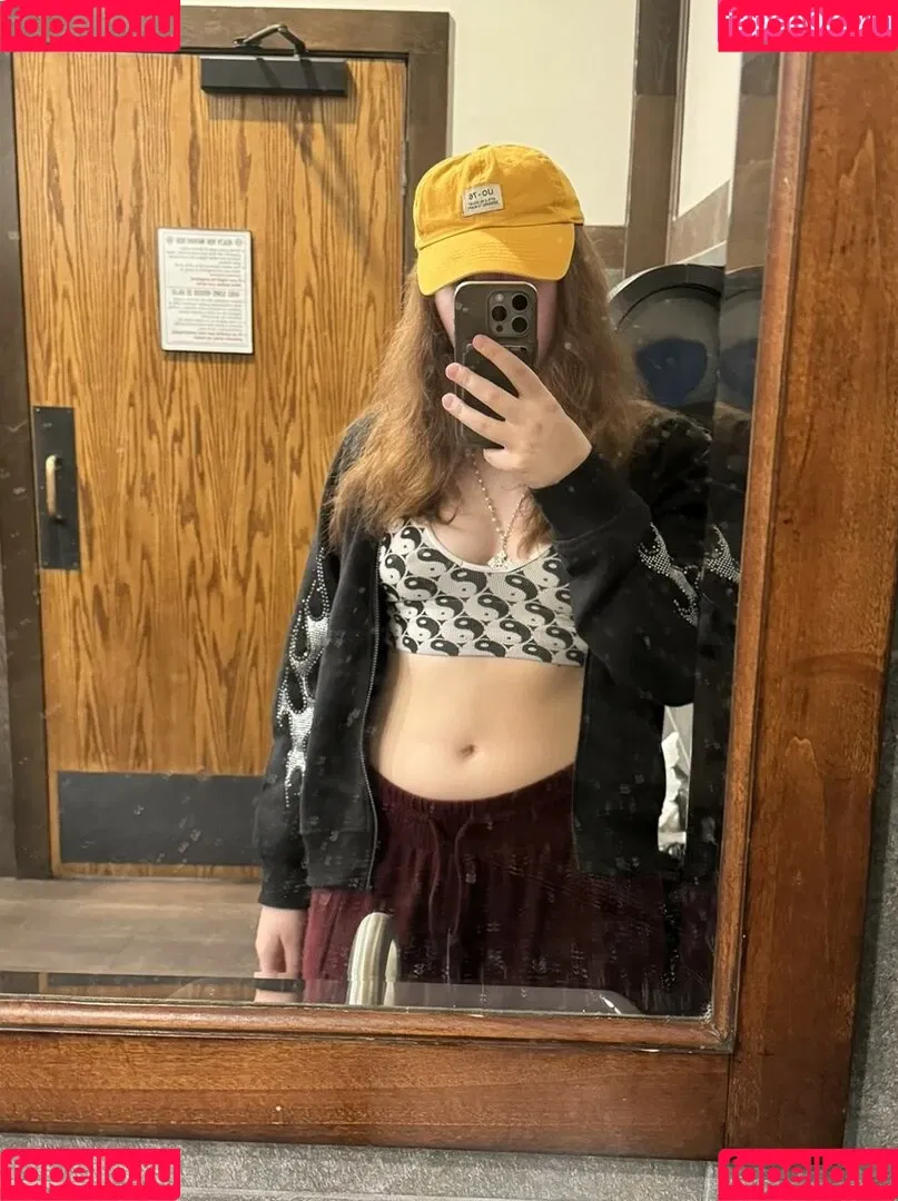 CruelRice Onlyfans Photo Gallery 