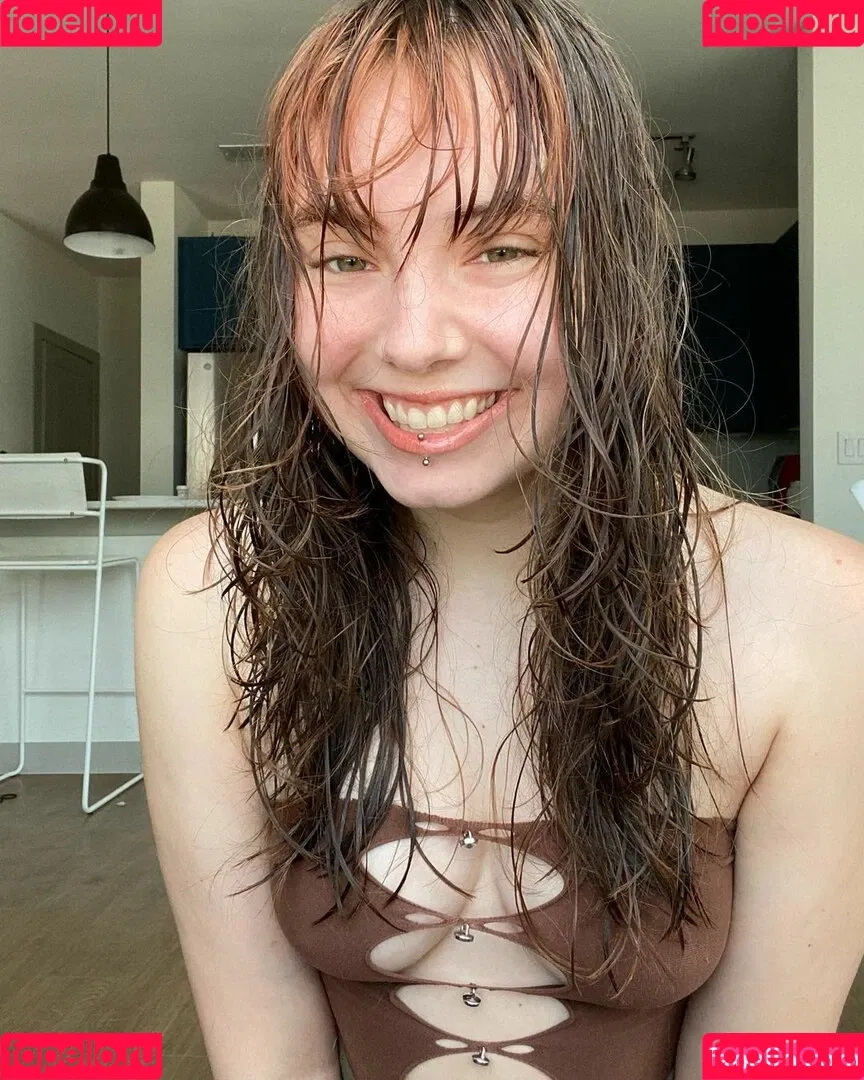 CruelRice Onlyfans Photo Gallery 
