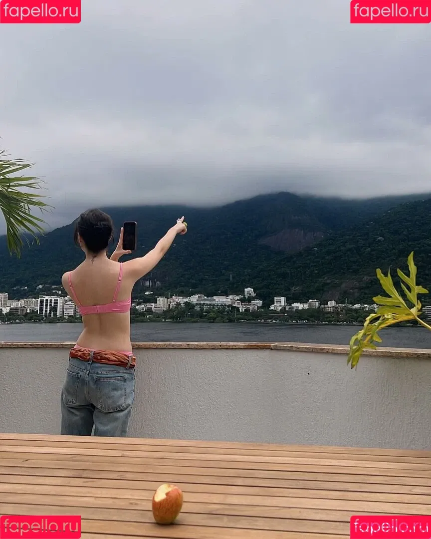 Melissa Fernandes Onlyfans Photo Gallery 