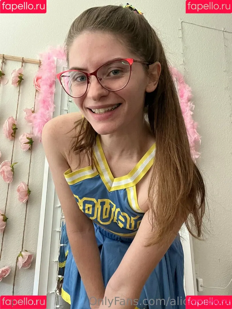 Alice March Onlyfans Photo Gallery 