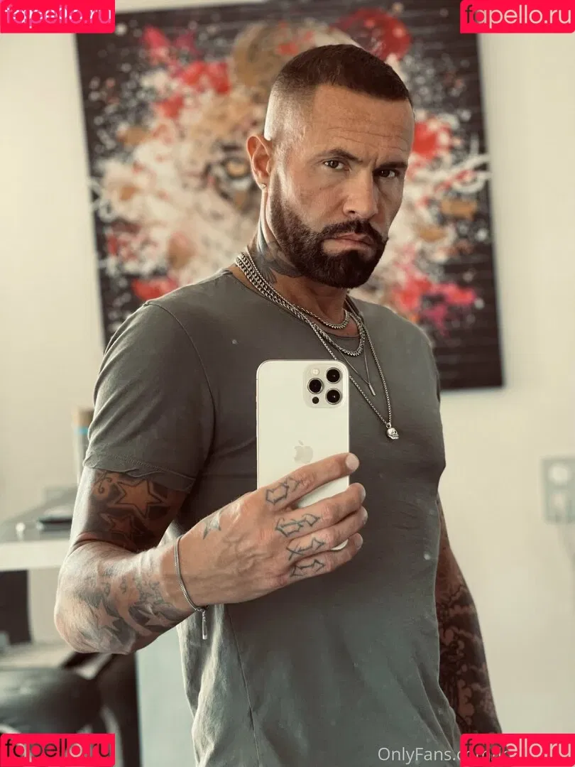 loohoodz Onlyfans Photo Gallery 