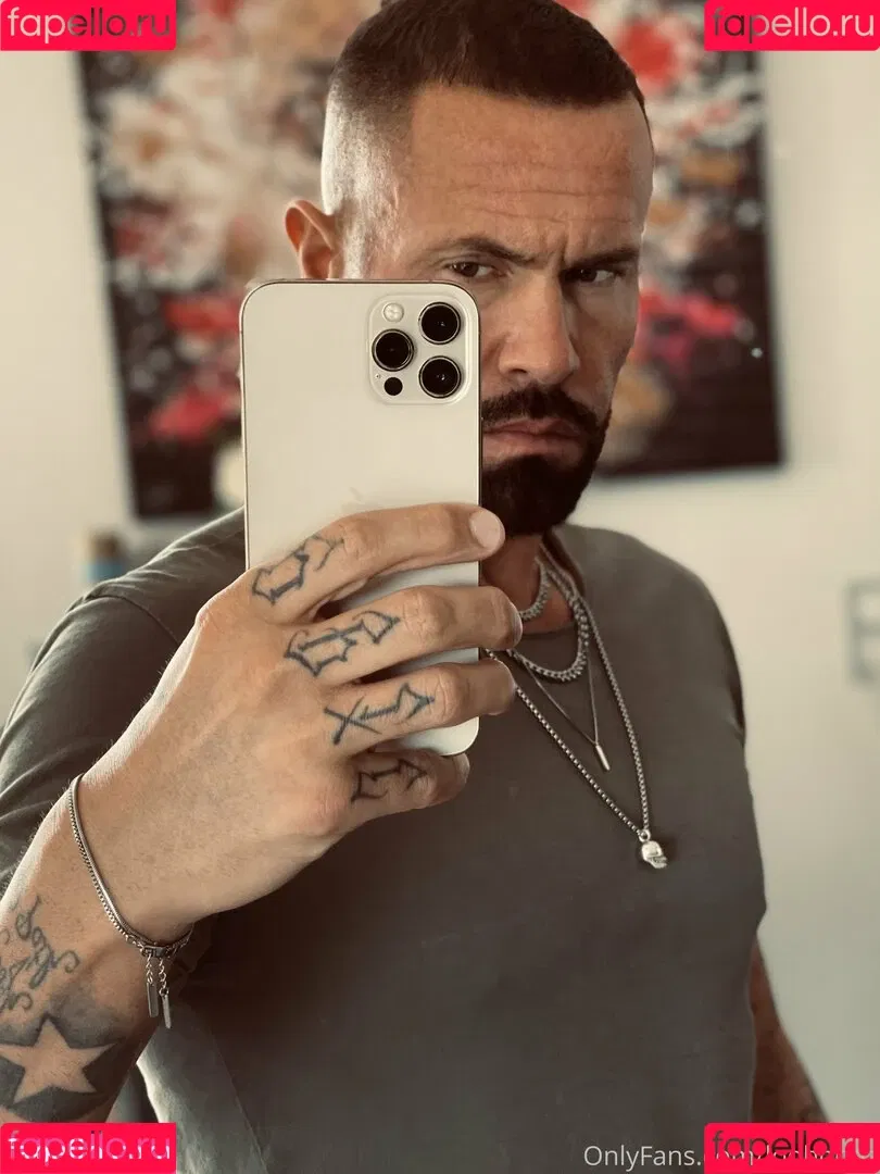 loohoodz Onlyfans Photo Gallery 