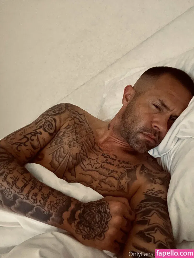 loohoodz Onlyfans Photo Gallery 