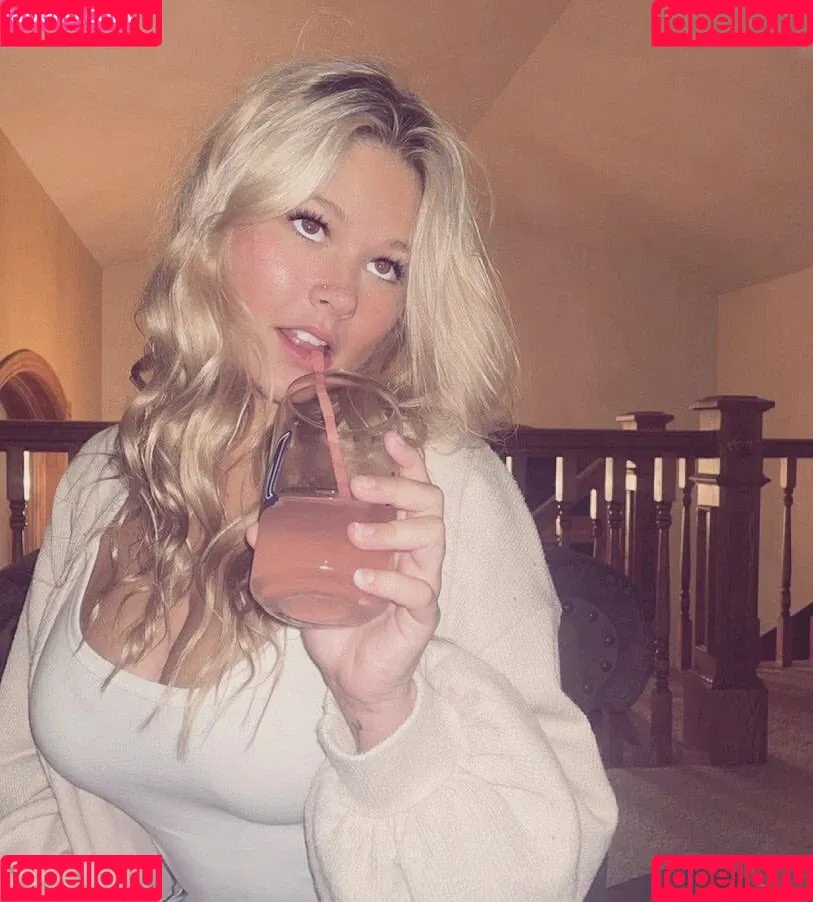 taylormarieig Onlyfans Photo Gallery 