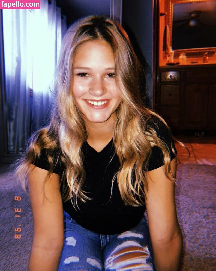 taylormarieig Onlyfans Photo Gallery 